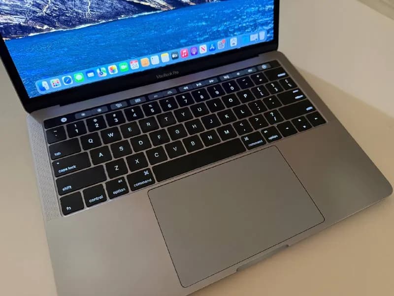 MacBook 13 Retina — Батуми — 1000 ₾