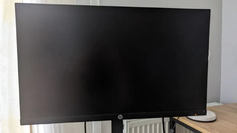 HP X27 — игровой монитор 27», 165 Гц — Батуми — 550 ₾