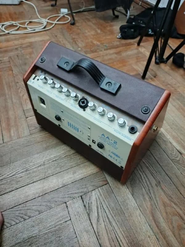 Комбик для гитары и микрофона — Тбилиси — 250 ₾