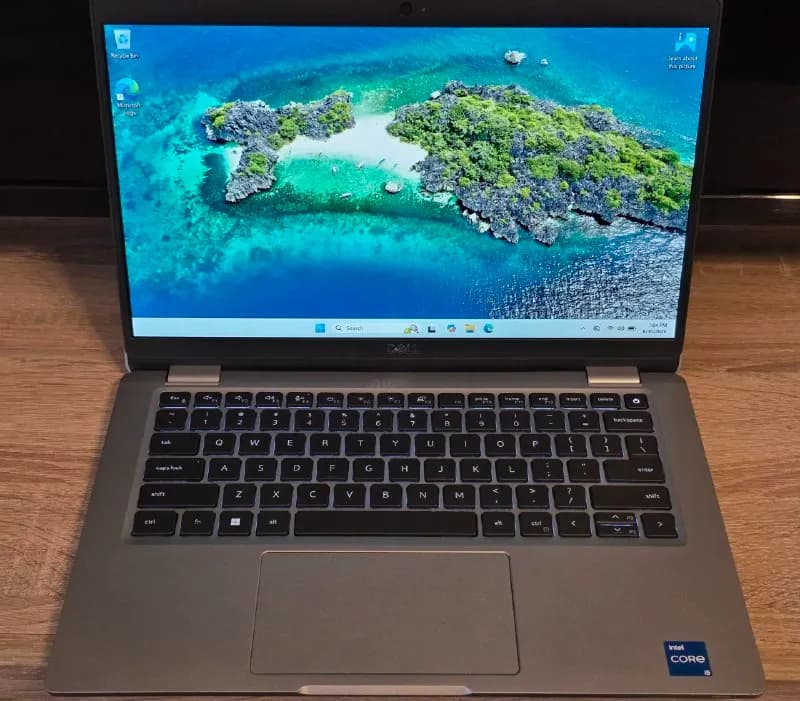 Dell Latitude 5330 Laptop i5, 12th Gen Core i5-1235U, 16GB RAM DDR4, 512GB SSD, 13.3» FHD, Thunderbo — Батуми — 1 100 ₾