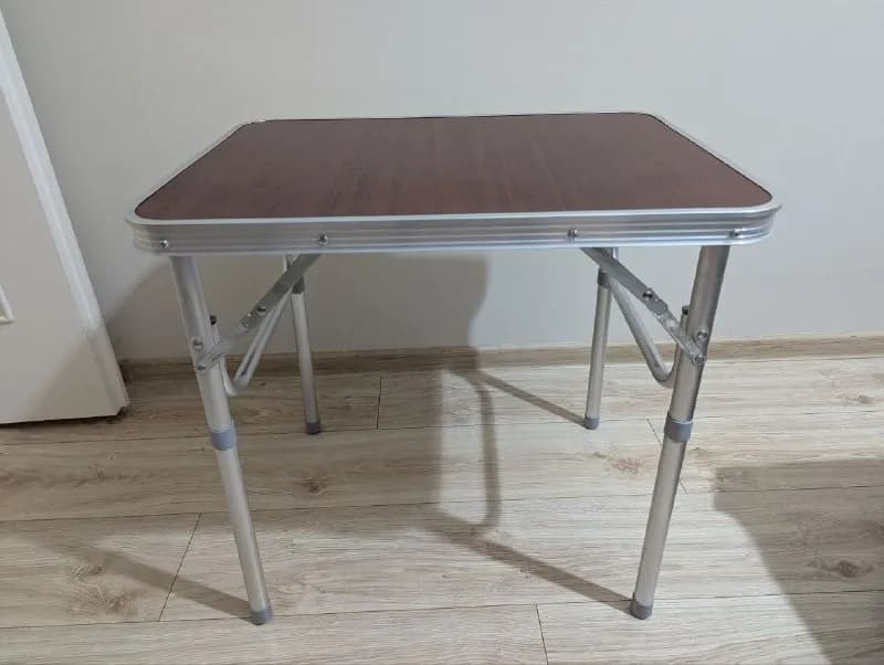 27 см и 56 см. Размеры столешницы 45×60 см. — Тбилиси — 20 ₾