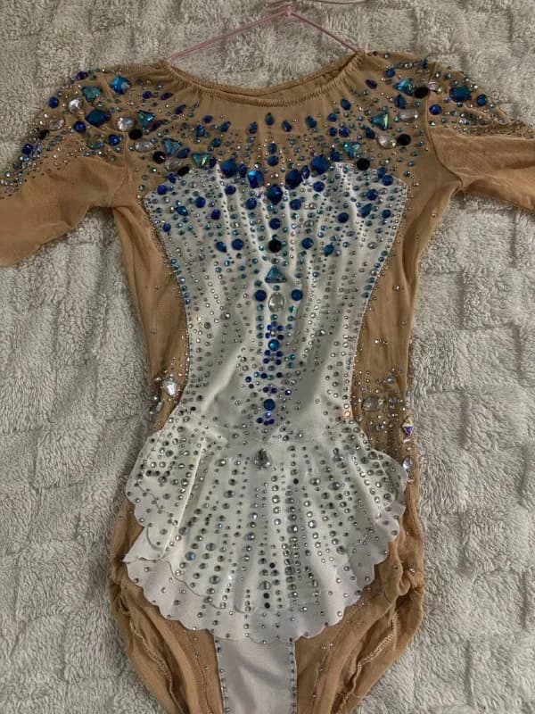 swarovski — Тбилиси — 500 ₾