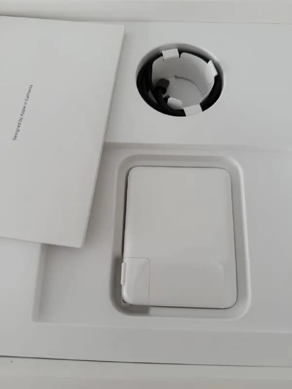 MacBook Pro 16’ M5 Pro 24 Gb / 1 Tb — Батуми — 3,250 ₾