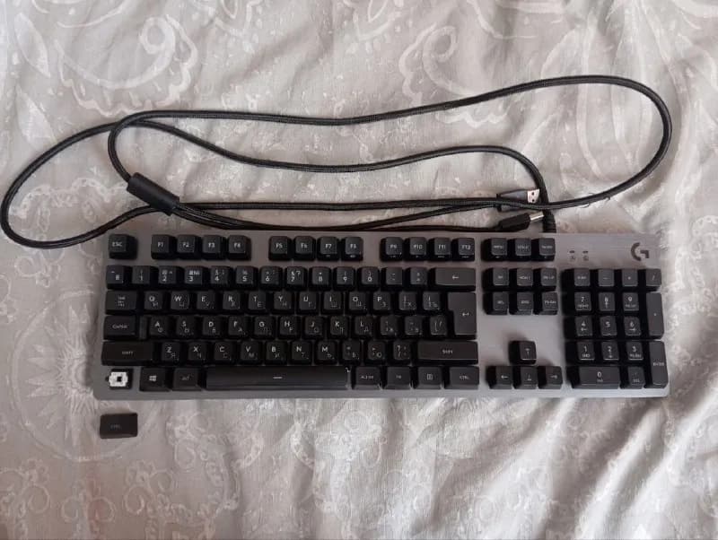 logitech G413 CARBON 100%. — Батуми — 75 ₾