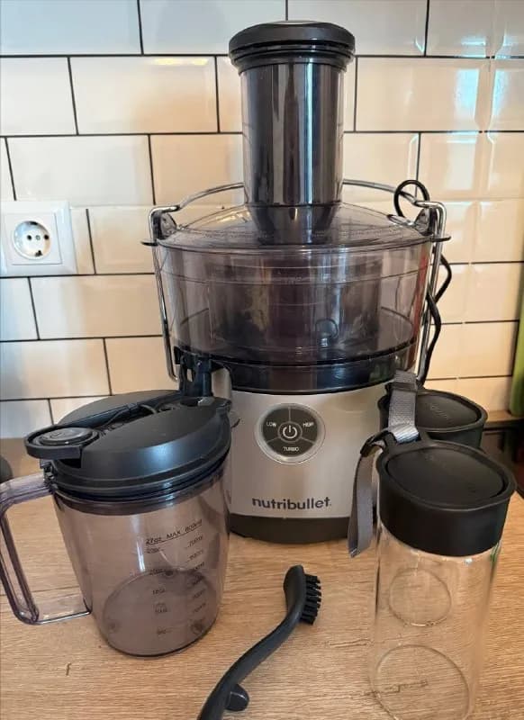NutriBullet Juicer Pro (NBJ50200), 1000 Вт — 200 ₾ — Батуми — 200 ₾