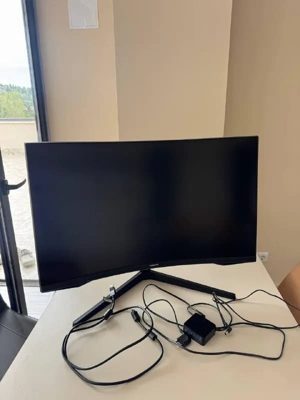 32 Samsung Odyssey G5 165гц, полностью исправный, нет битых пиксилей. Себе купил 300гц моник. Цена 4 — Тбилиси — 400 ₾