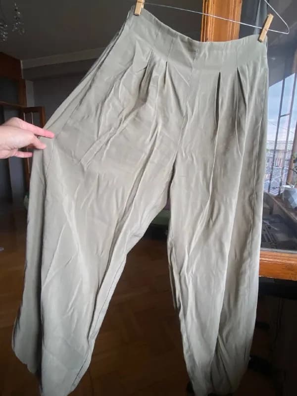h&m красивого оливкового цвета — Тбилиси — 50 ₾