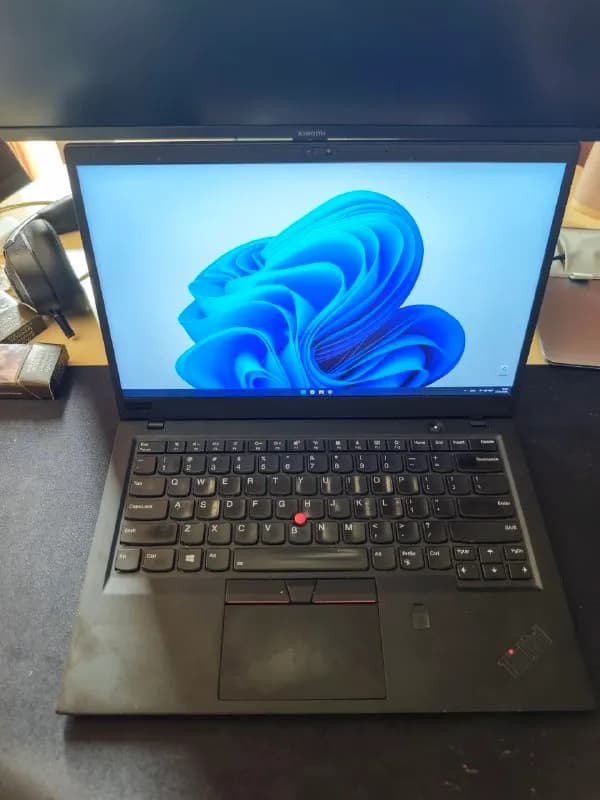 Lenovo ThinkPad X1 Carbon 6th Gen — отличный рабочий ноутбук — Батуми — 500 ₾