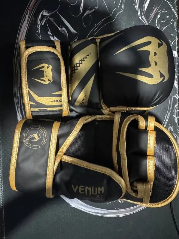 mma gloves — Тбилиси