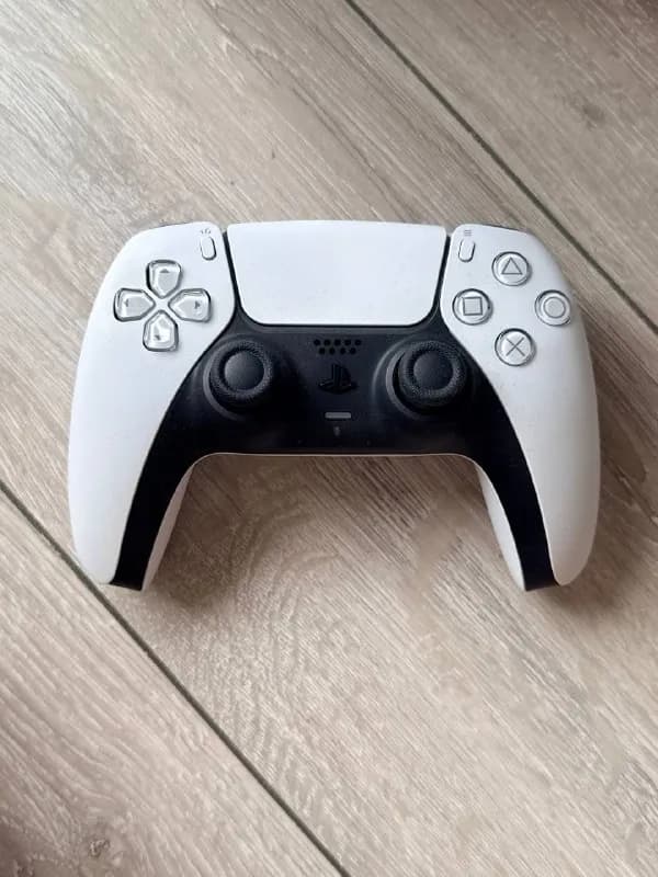 PS5 с дисководом — Тбилиси — 1 500 ₾