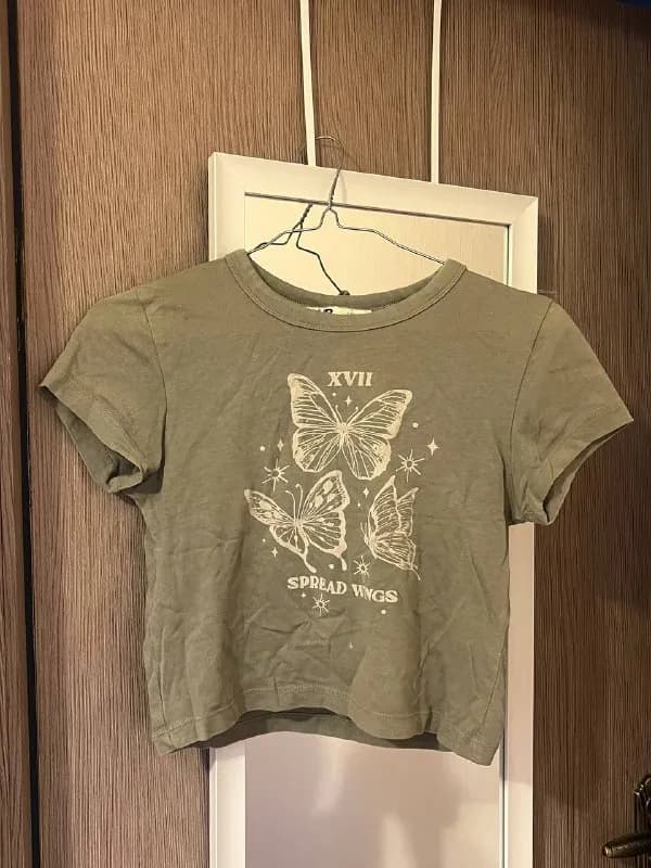 Bershka S, 10 лари — Тбилиси — 10 ₾
