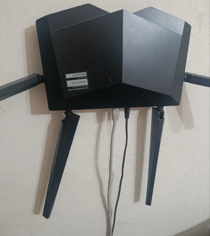 Wi-Fi роутер tenda AC6 — AC1200 с двумя диапазонами (300+867 Мбит/с) и четырьмя антеннами 5 дБи и те — Тбилиси — 50 ₾