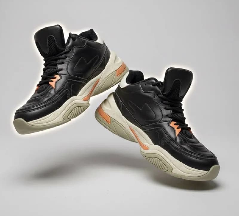 Кроссовки Jack & Jones, бюстгальтер Hunkemöller, сарафан — Батуми — 15 ₾