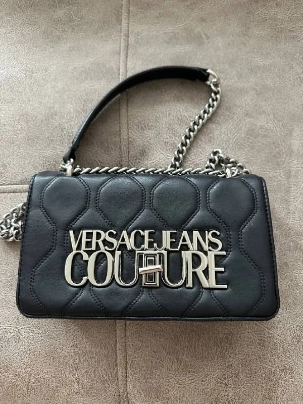 Versace» на цепочке — Батуми — 80 ₾