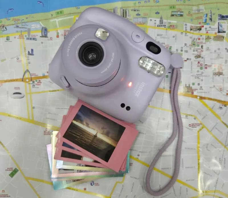 Fujifilm Instax Mini 11 instant camera — Батуми — 160 ₾