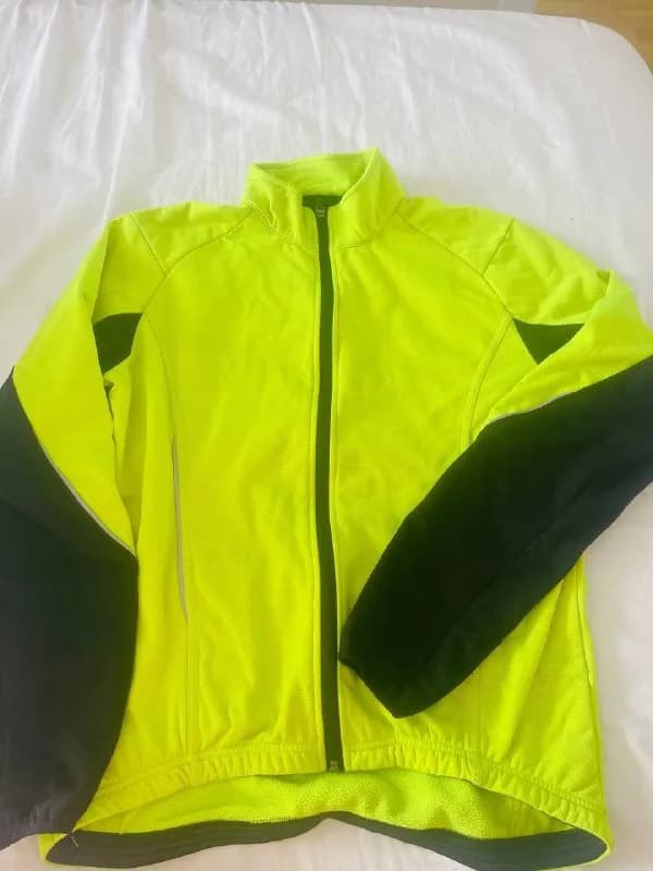 Вело-кофта на флисе размер M-L — Батуми — 15 ₾