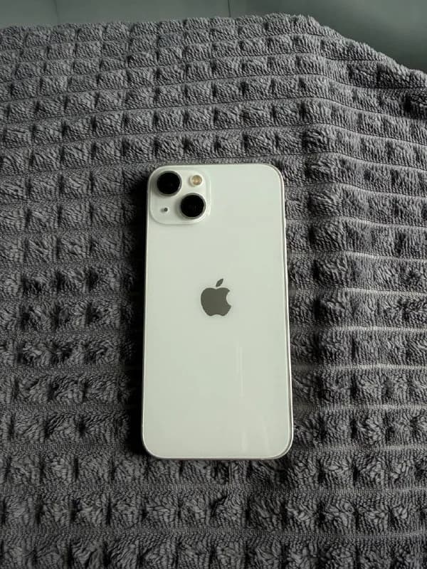 iPhone 13/128гб — Батуми — 600 ₾