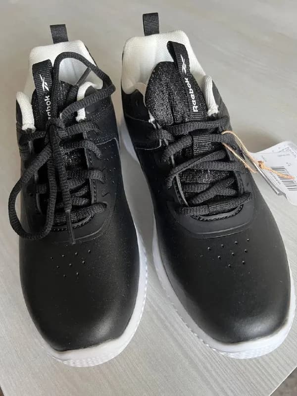 Оригинал, новые, размер 34 — Батуми — 150 ₾
