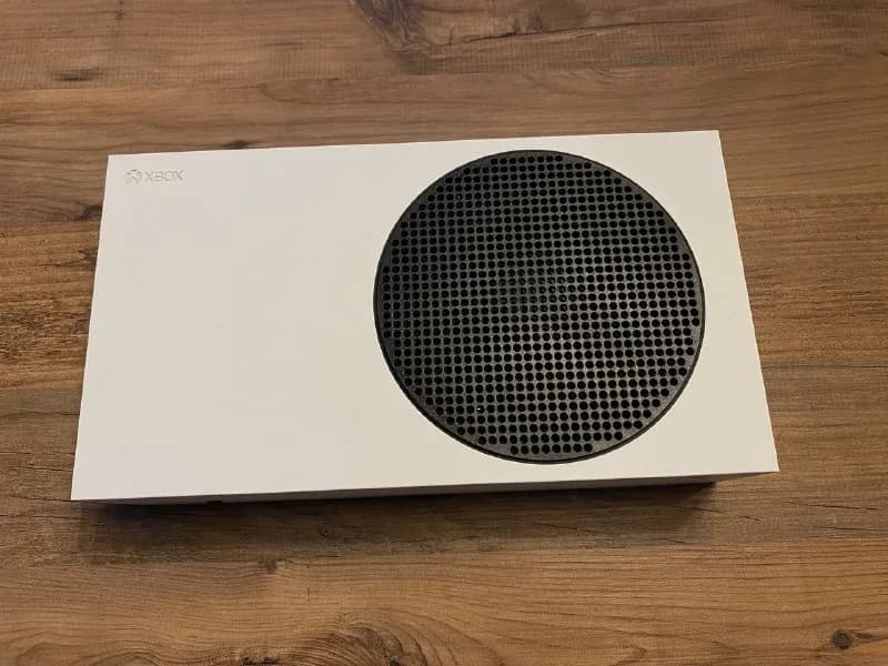 Xbox Series S 512GB (+джойстик) — 650₾ — Тбилиси — 650 ₾