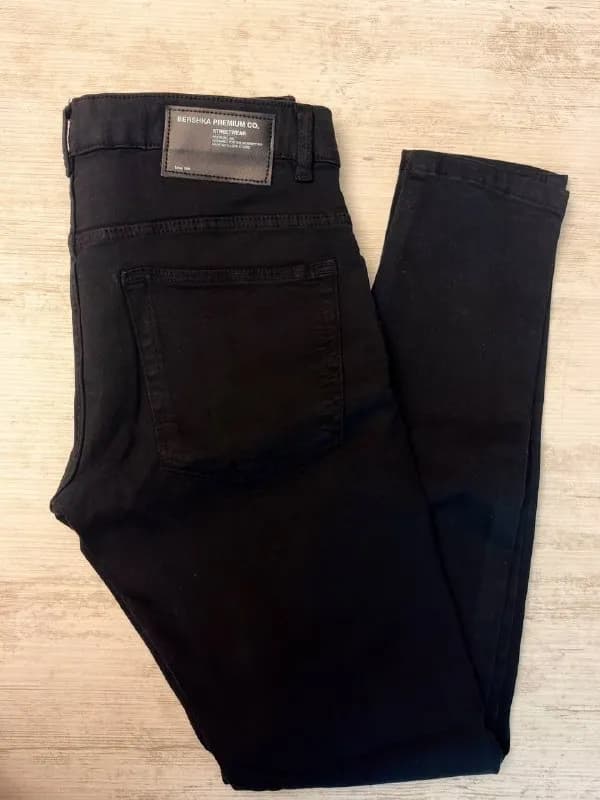 Bershka premium джинсы черные — Батуми