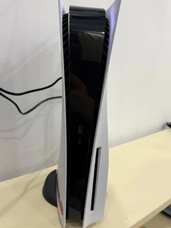 PlayStation 5 с дисководом — полный комплект — Батуми — 1 200 ₾