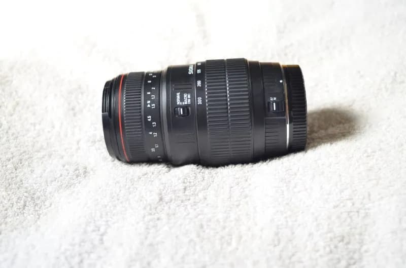Sigma 70-300 APO Macro Super для Canon EF/EF-S — Тбилиси — 600 ₾