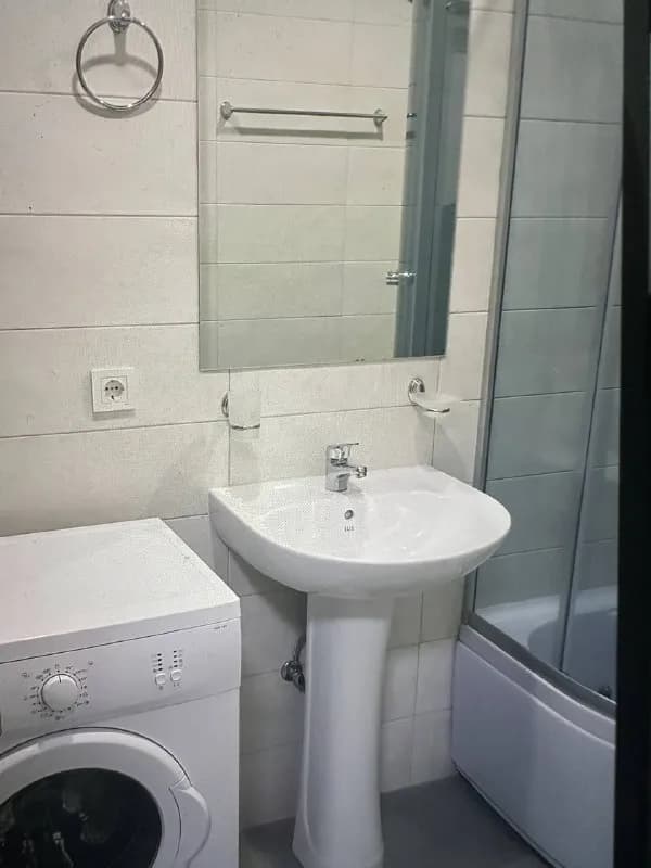Grand Mall — Батуми — 400 $