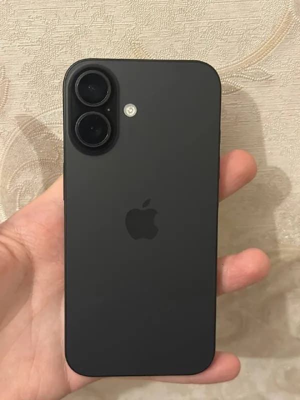 iPhone 16 в идеальном состоянии за 1300 лари. Sim+esim — Тбилиси — 1 300 ₾