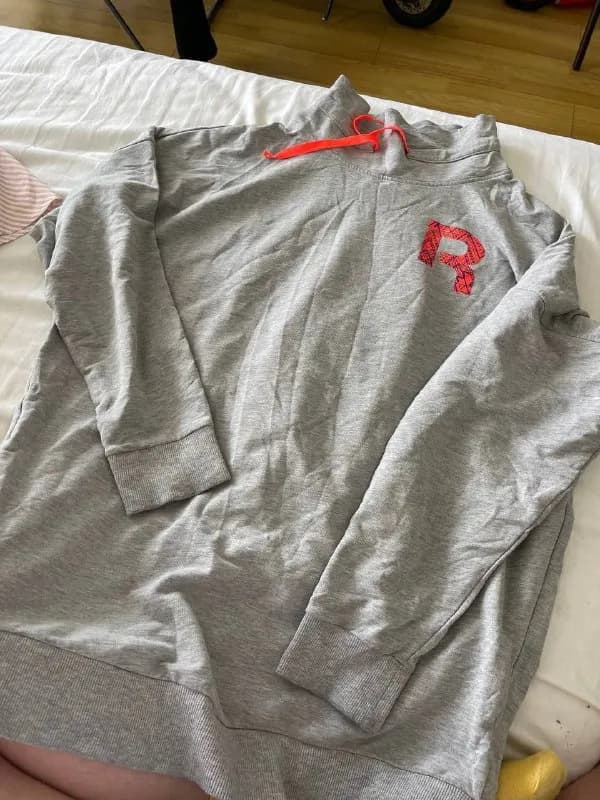 Кофта/туника Reebok (оригинал) — Батуми — 18 ₾