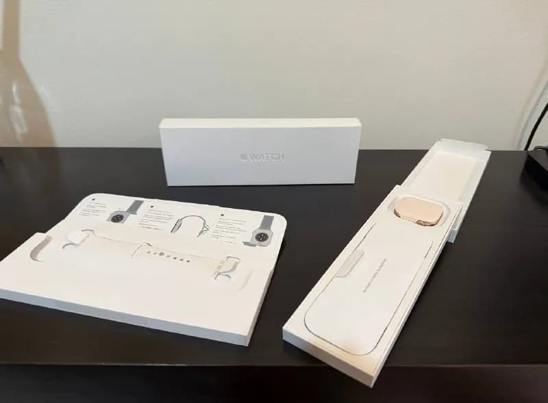 Apple Watch Series 11, 42 mm S/M, Rose Gold (GPS) — Тбилиси — 1 000 ₾