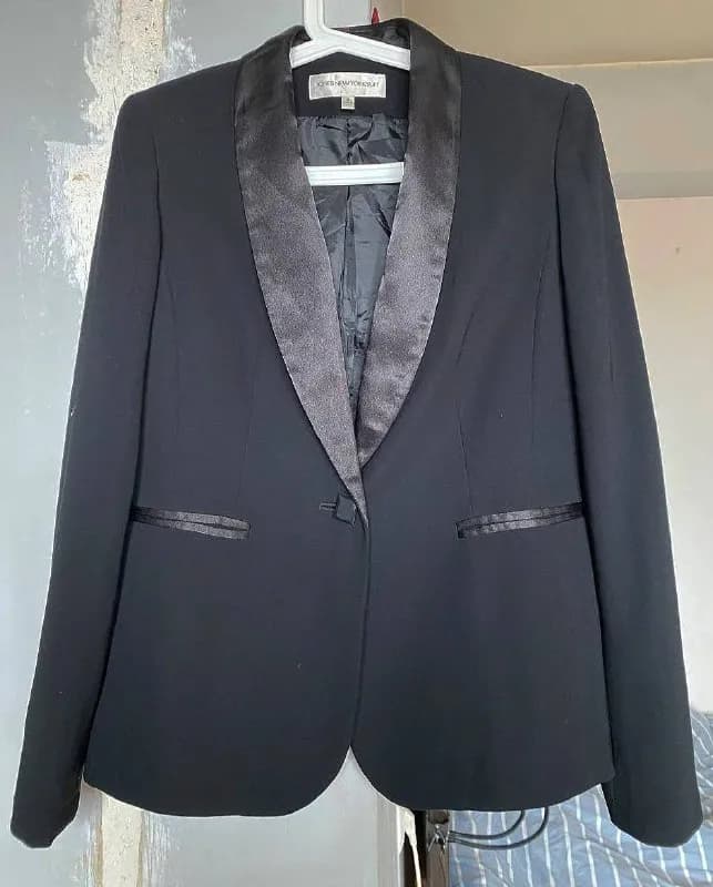 1. Пиджак jones ny, классическая посадка, s/m 50 лари (стоит ~$200) — Тбилиси — 50 ₾