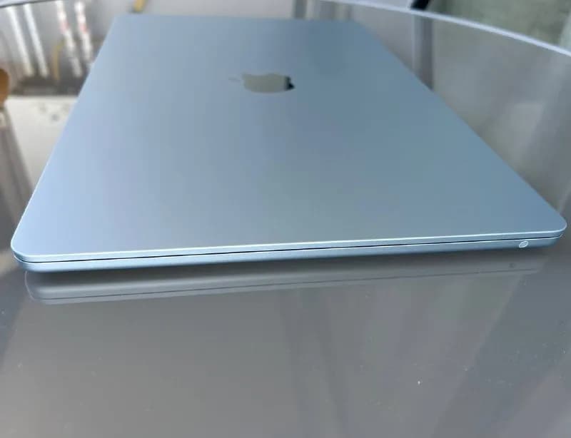 MacBook Air 15» M4 (2025) — состояние нового — Батуми — 3 100 ₾
