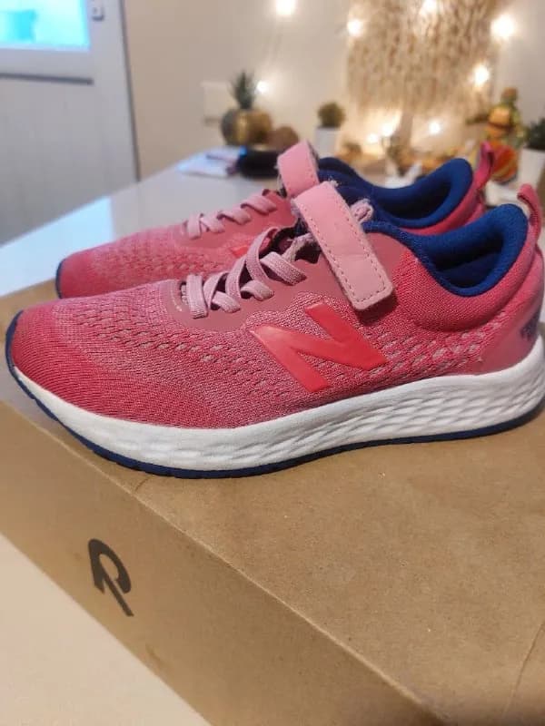 New balance детские из Америки. Состояние идеальное, Размер 33, 19.5 см. — Батуми — 45 ₾