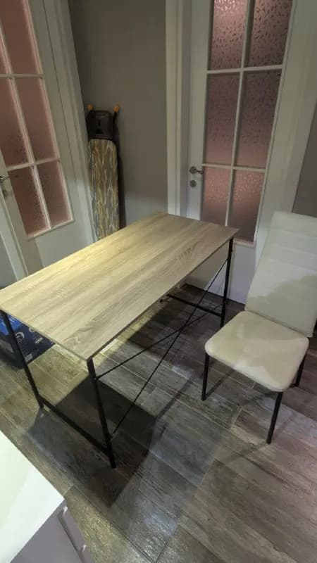 Desk VANDBORG 60×120 light oak colour/black в хорошем состоянии. — 100 лари. новый в jysk стоит 200 — Батуми — 100 ₾