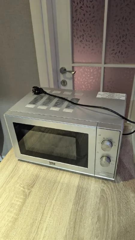 Beko 20 л, 700w, разморозка. 100 80 лари. — Батуми — 10 080 ₾