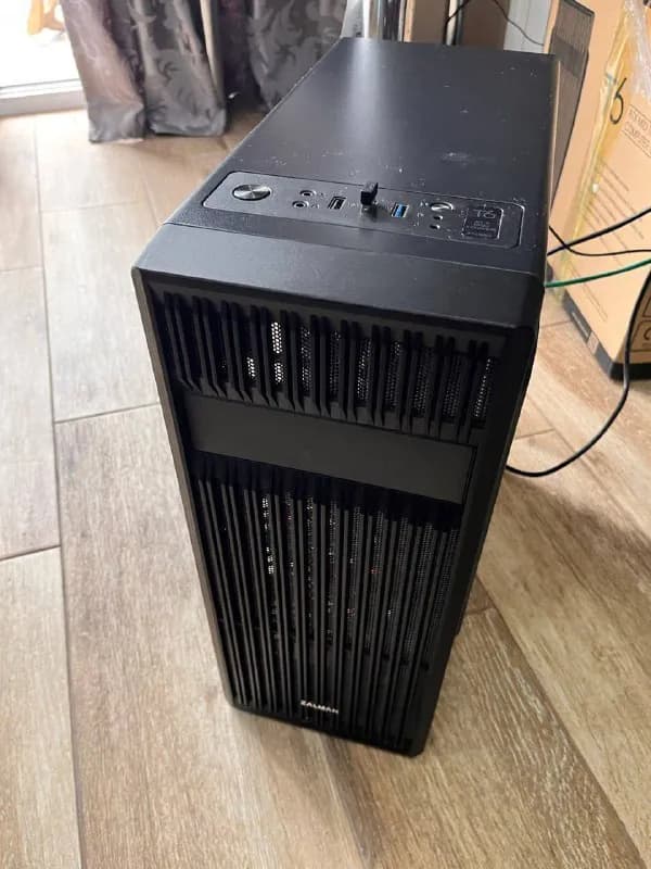 4K, LG 24UD58-B. Монитором почти не пользовались, лежал в коробке. Вся упаковка в наличии. — Батуми — 450 ₾