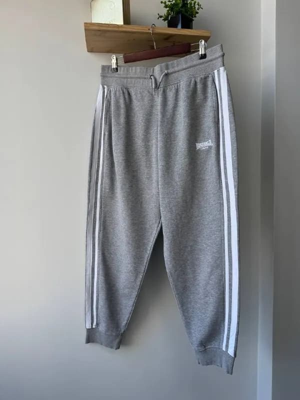 Lonsdale — Батуми — 65 ₾