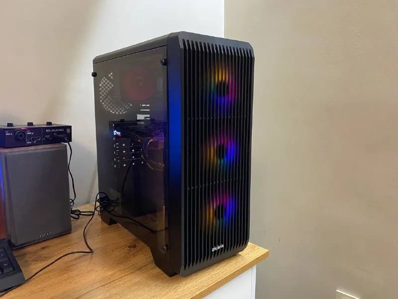1)CPU — Intel i7 8700 4.3 GHz — Тбилиси — 800 ₾