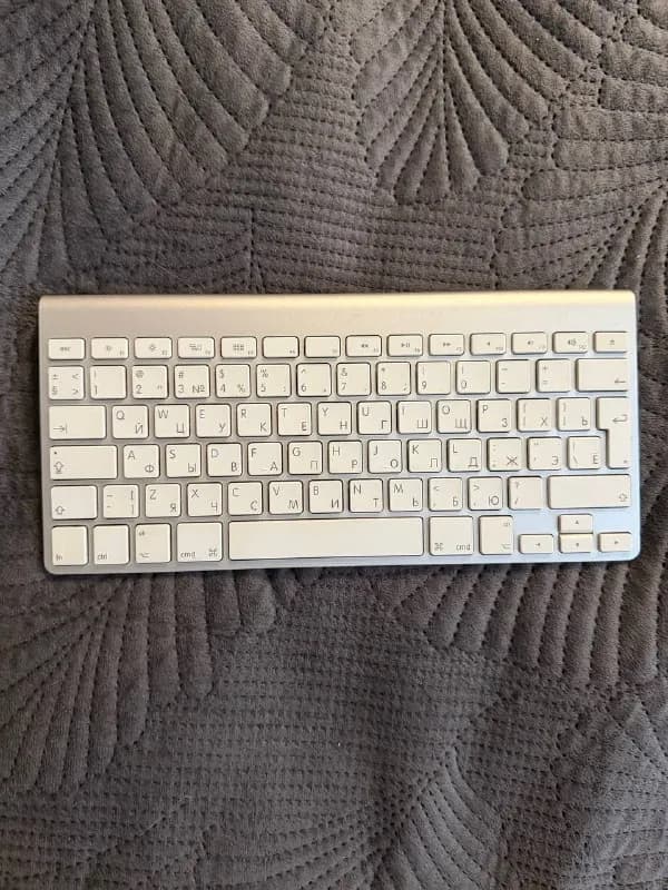 Apple Wireless Keyboard A1314, русская раскладка — Тбилиси — 60 ₾