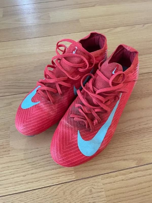 Nike mercurial 16 pro в почти новом состоянии оригинал размер 38.5 24 см стелька цена 60 лар плюс — Батуми — 60 ₾
