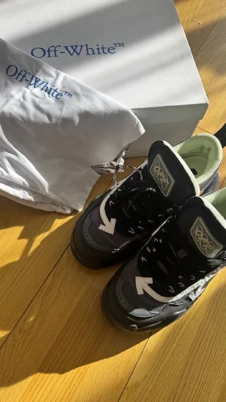 Off-White ODSY-1000 — Батуми — 585 ₾