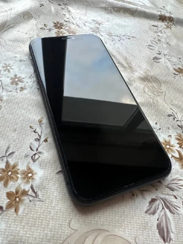 IPhone 11 Pro — Тбилиси — 300 ₾