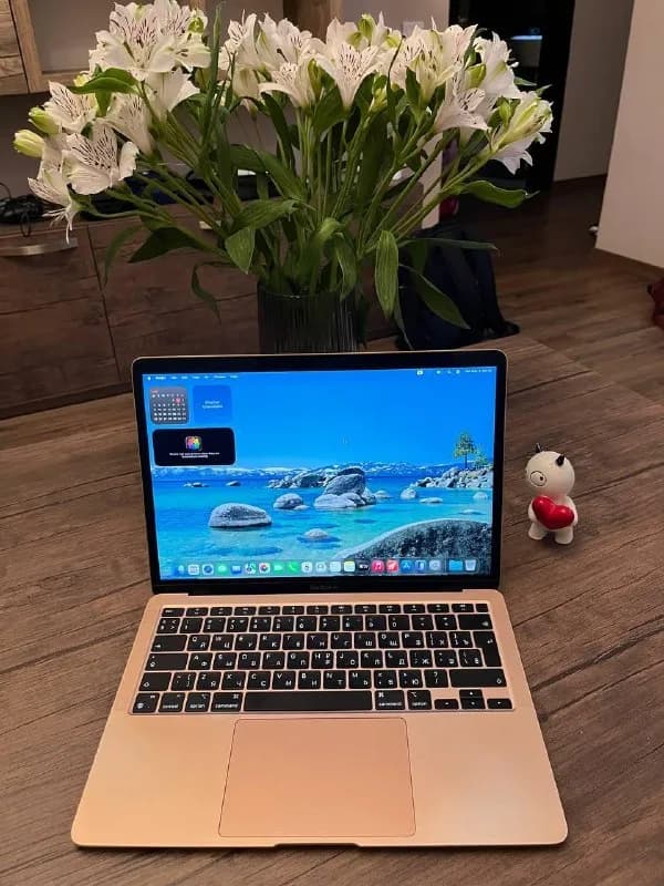 2 MacBook (обновились на новые, поэтому эти продаю): — Тбилиси