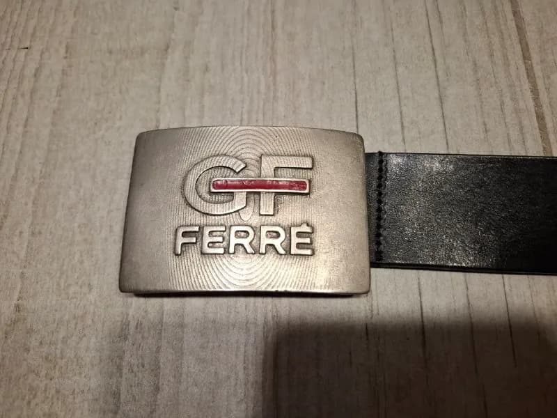 GF Ferre made in Italy, (оригинал).  Ремень натуральная кожа + чехол-пыльник, размер 90+/-, 70 лари — Тбилиси — 70 ₾