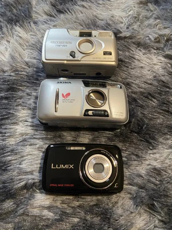 Lumix dmc-s1 (цифровик) — 160 лари — Тбилиси — 160 ₾