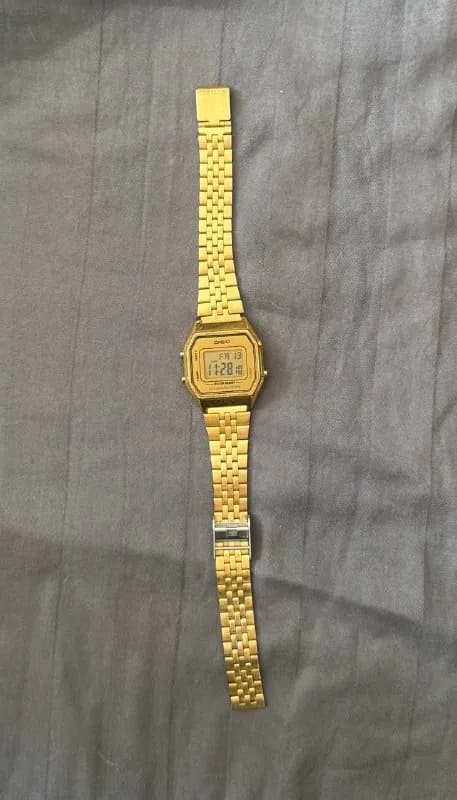 casio с потертостями — Тбилиси — 40 ₾
