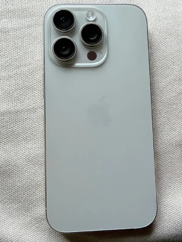 iPhone 16 Pro natural titanium 128 gb — Батуми — 2 000 ₾