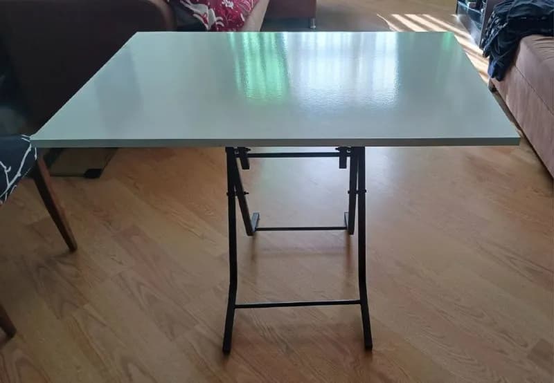 Складной стол 97×69см — Батуми — 40 ₾