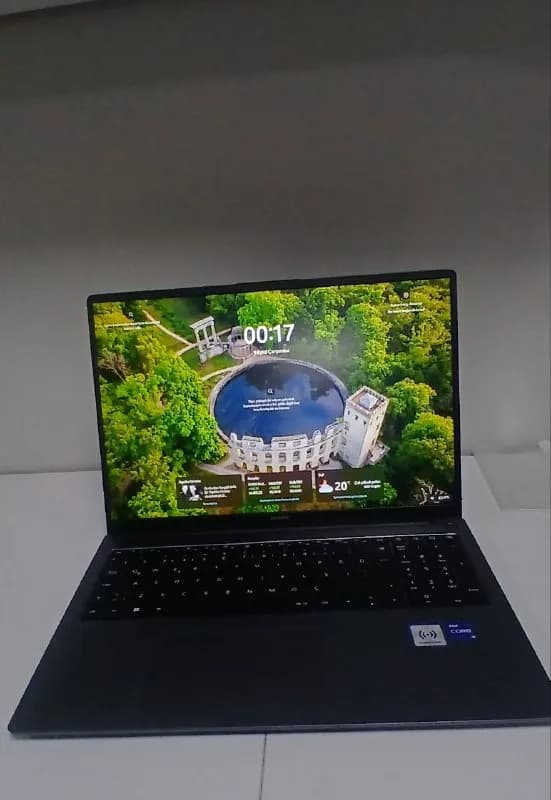 Huawei D16. — Стамбул