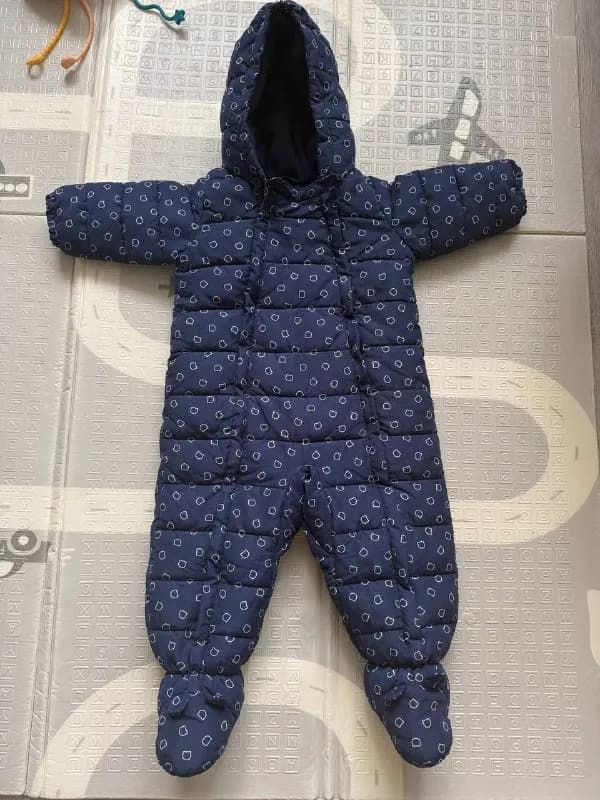 Комбинезон на 9-12 месяцев — Батуми — 30 ₾